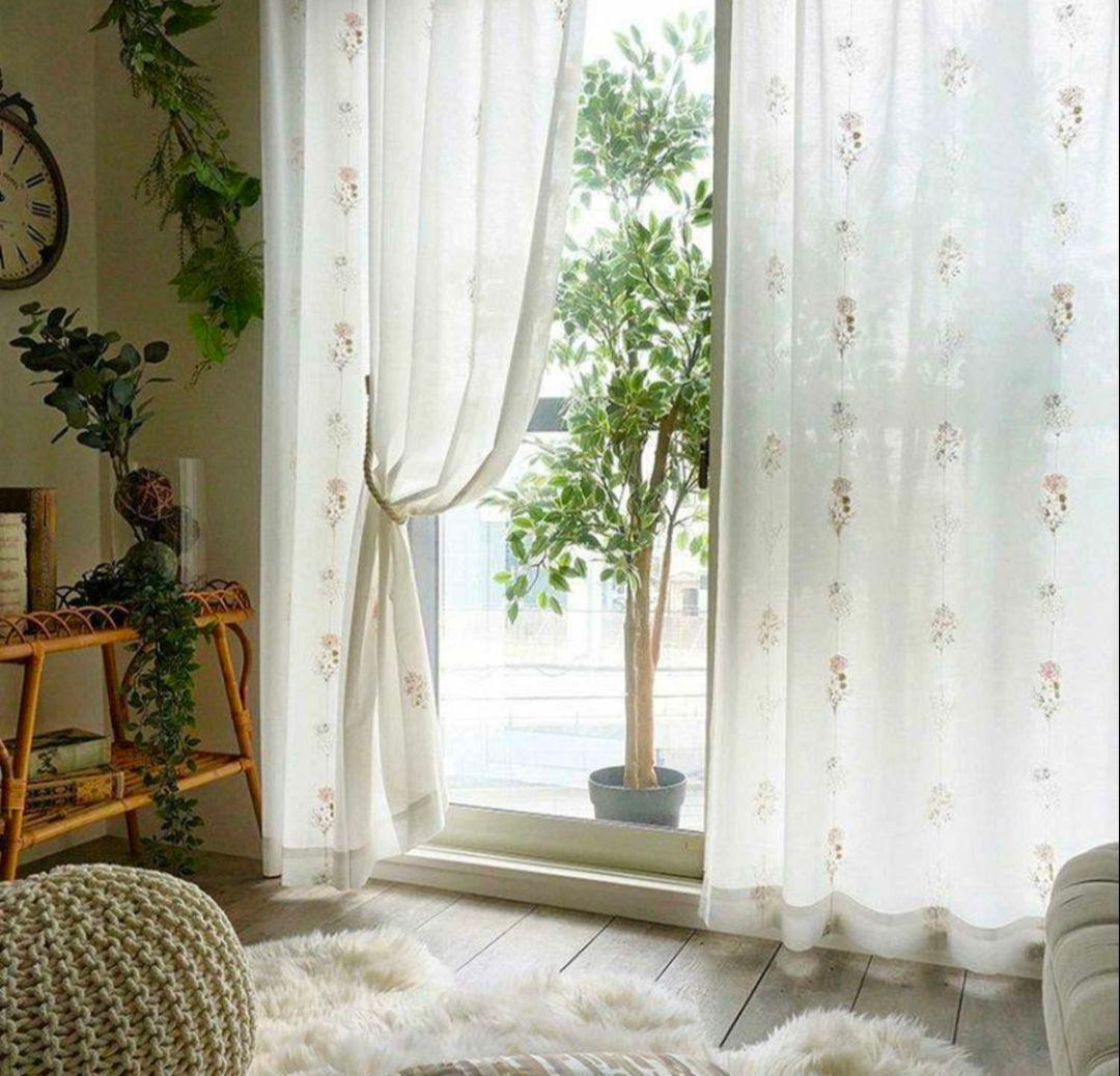 【新品未使用】花柄刺繍レースつきカーテン_完全遮光/遮熱遮断/防音/形状記憶