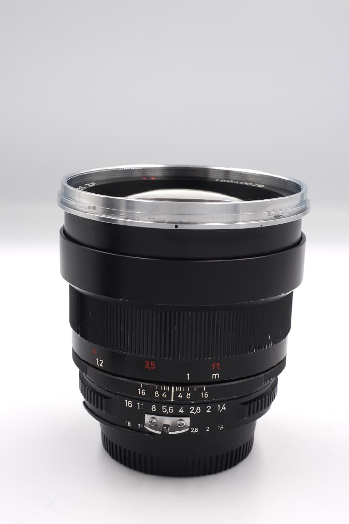 かず）【中古】Carl Zeiss Planar 85mm F1.4 ZF