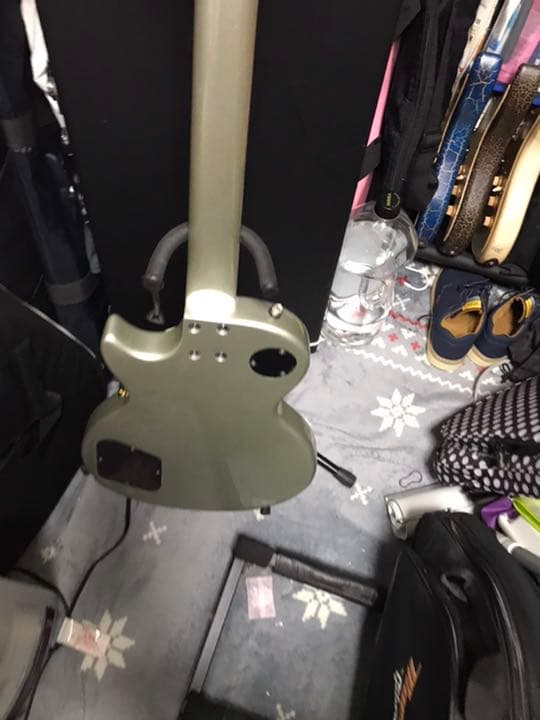 スト－ム　レスポ－ル　中古　美品‼️ シルバ－系の色