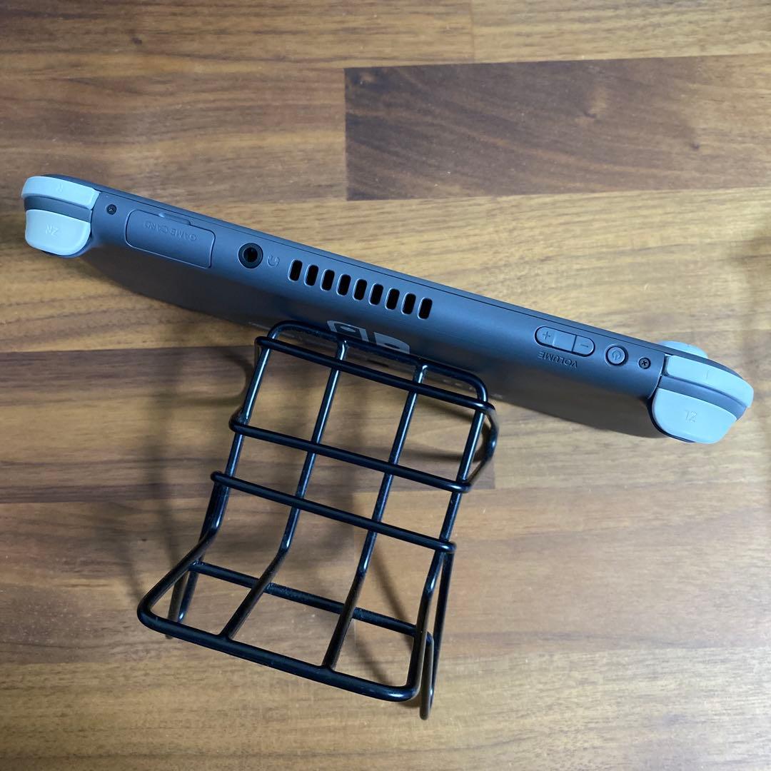 【送料無料】Nintendo Switch Lite本体 グレー 専用ケース付き