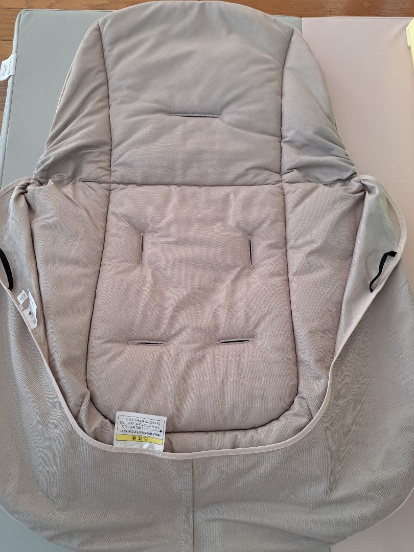 [美品]ネムリラ コードレス AUTO SWING バッテリー&アダプター未使用