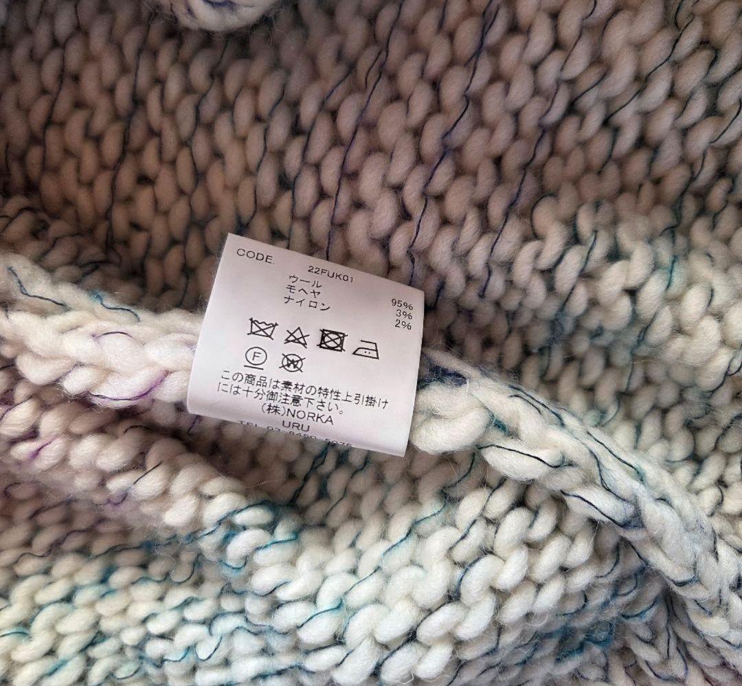 URU　CREW NECK KNIT