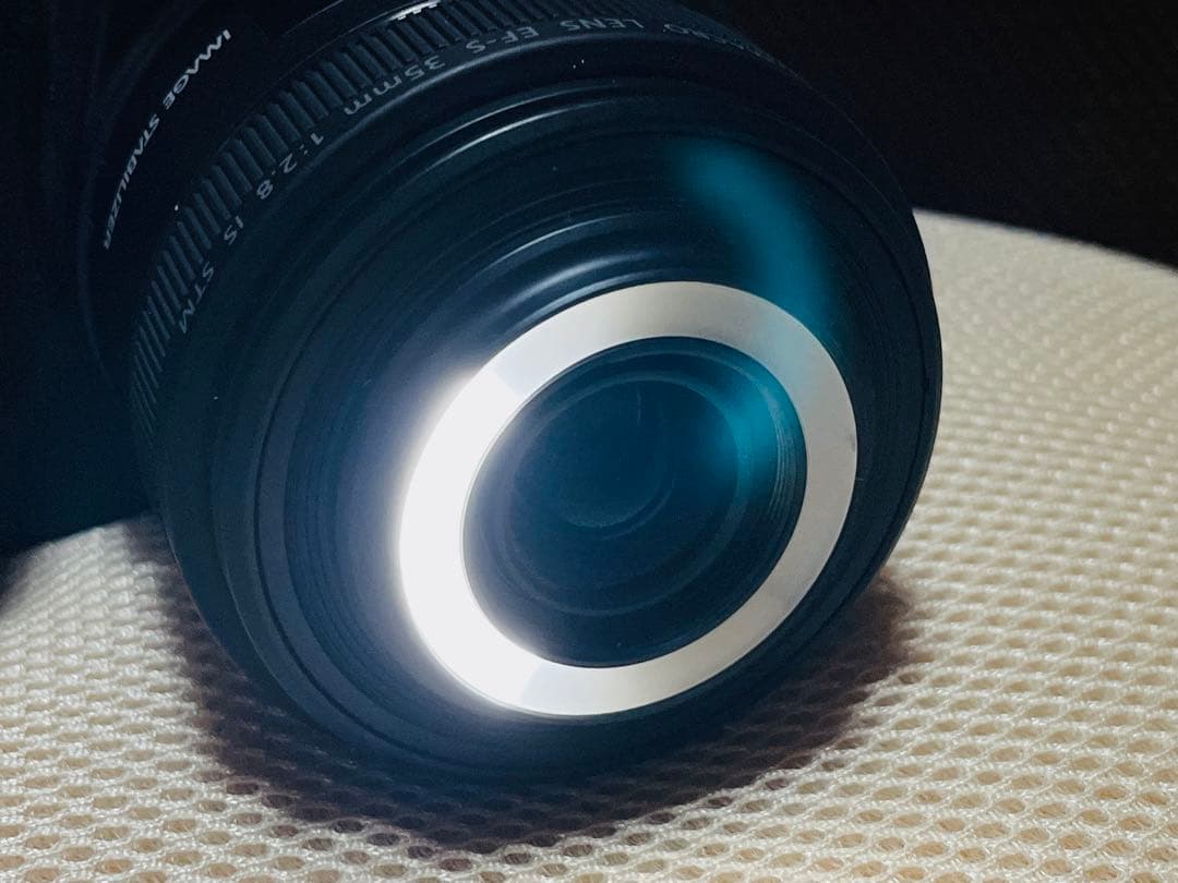 Canon EF-S 35mm F2.8 MACRO IS STM レンズ