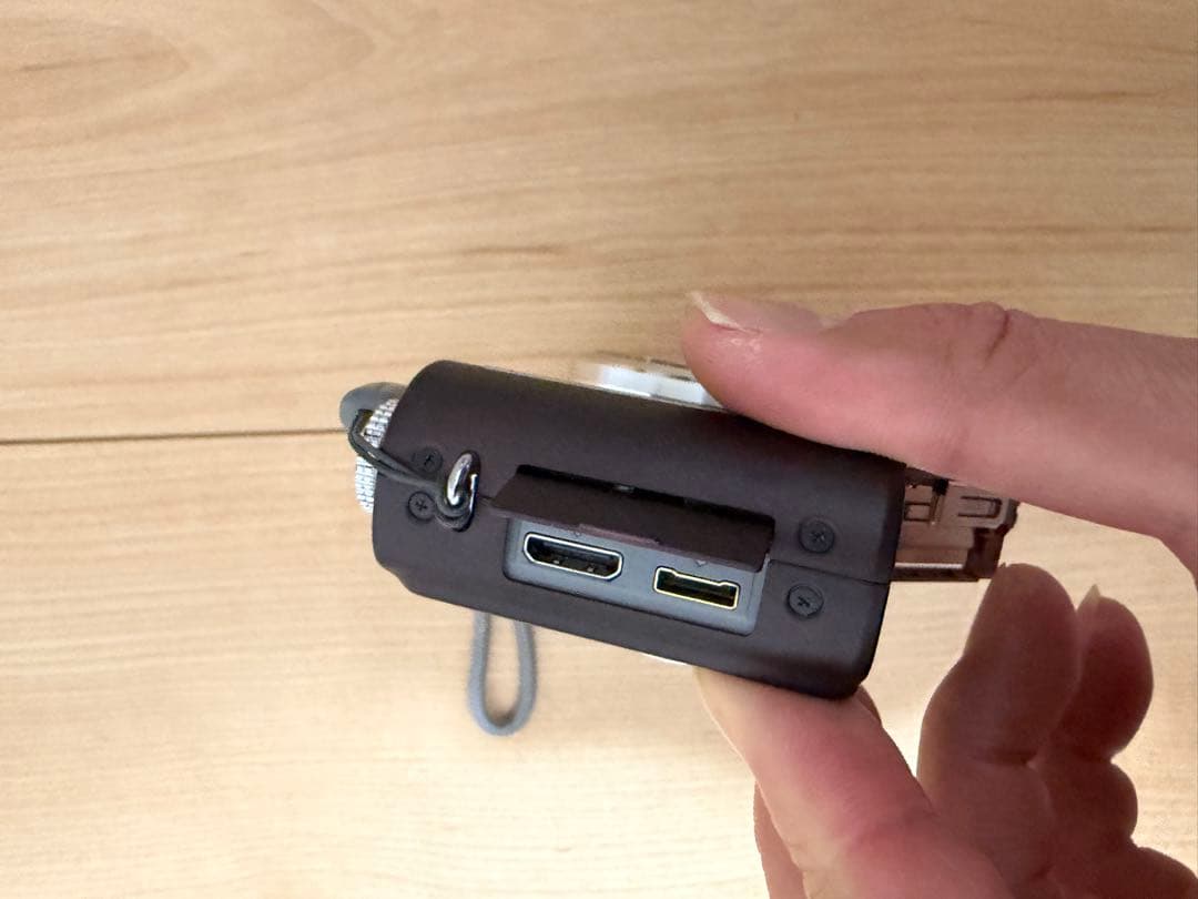 Panasonic LUMIX DMC-TZ7 12倍ズーム