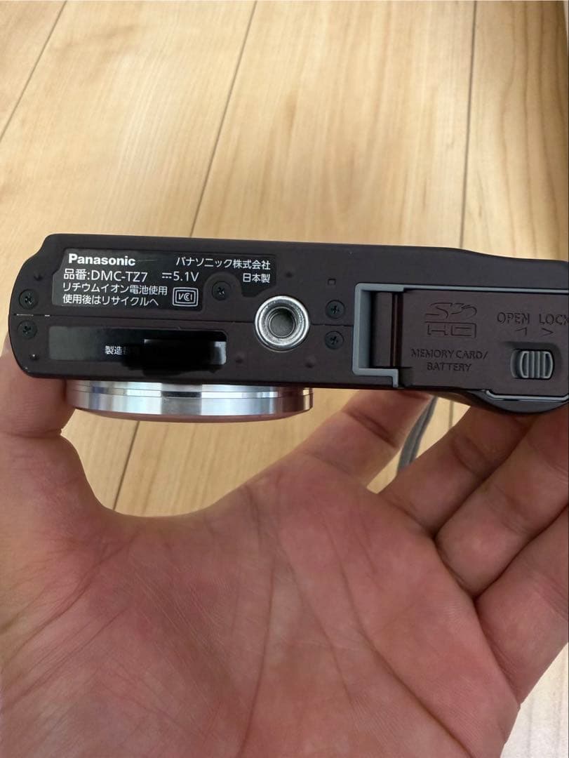 Panasonic LUMIX DMC-TZ7 12倍ズーム
