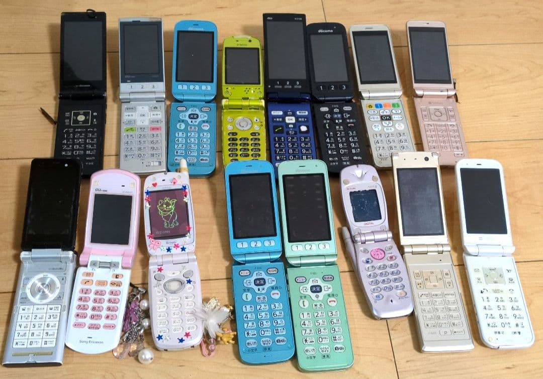 iPhone　スマホ　ガラケー　タブレット　まとめ売り
