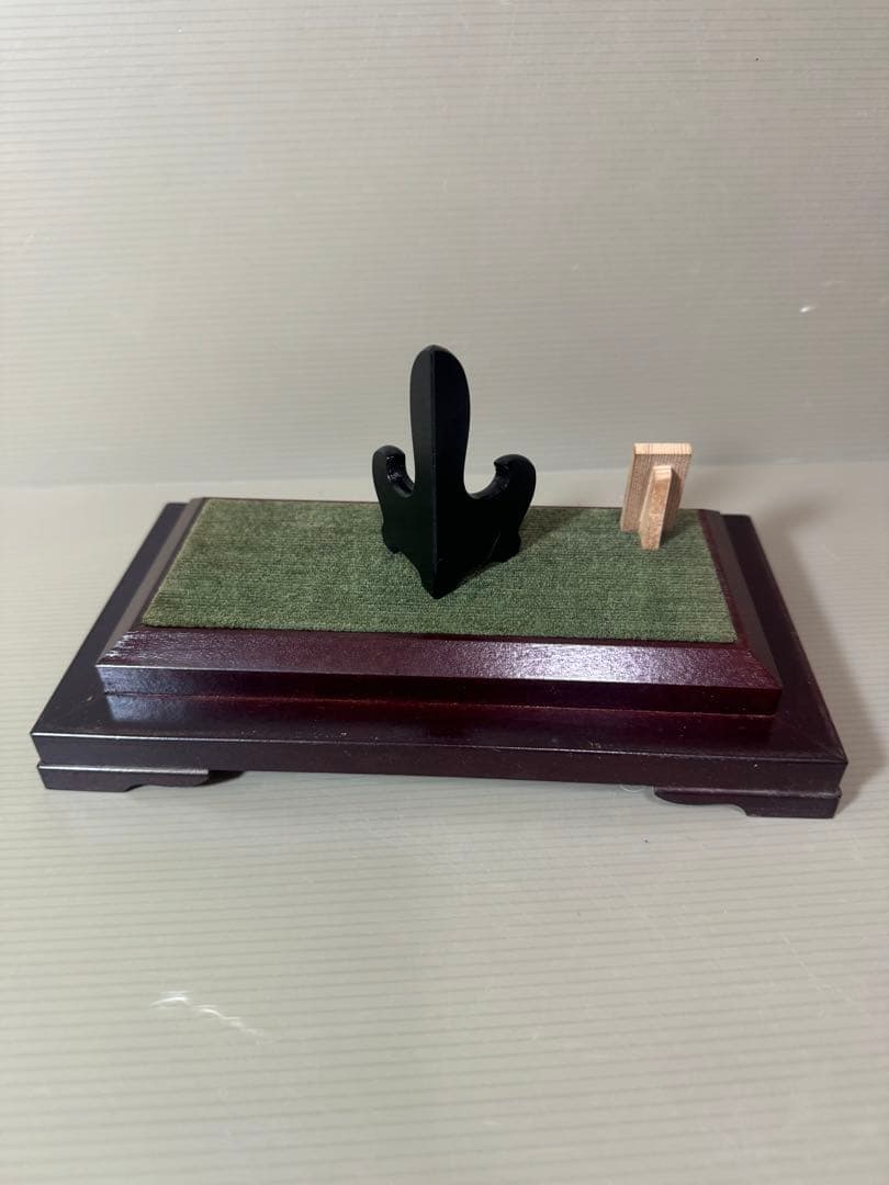 2726 武比古作 純銀　松竹梅　扇　置物　ガラスケース付