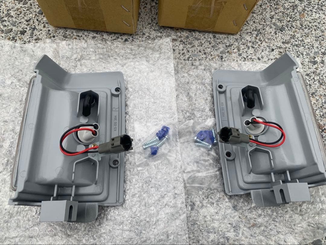 D21 ダットサントラック　ハードボディ　コーナーランプ　サイドマーカー　前期