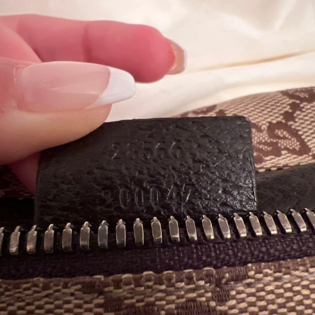 GUCCI ボディバッグ・ウエストポーチ ブラウン