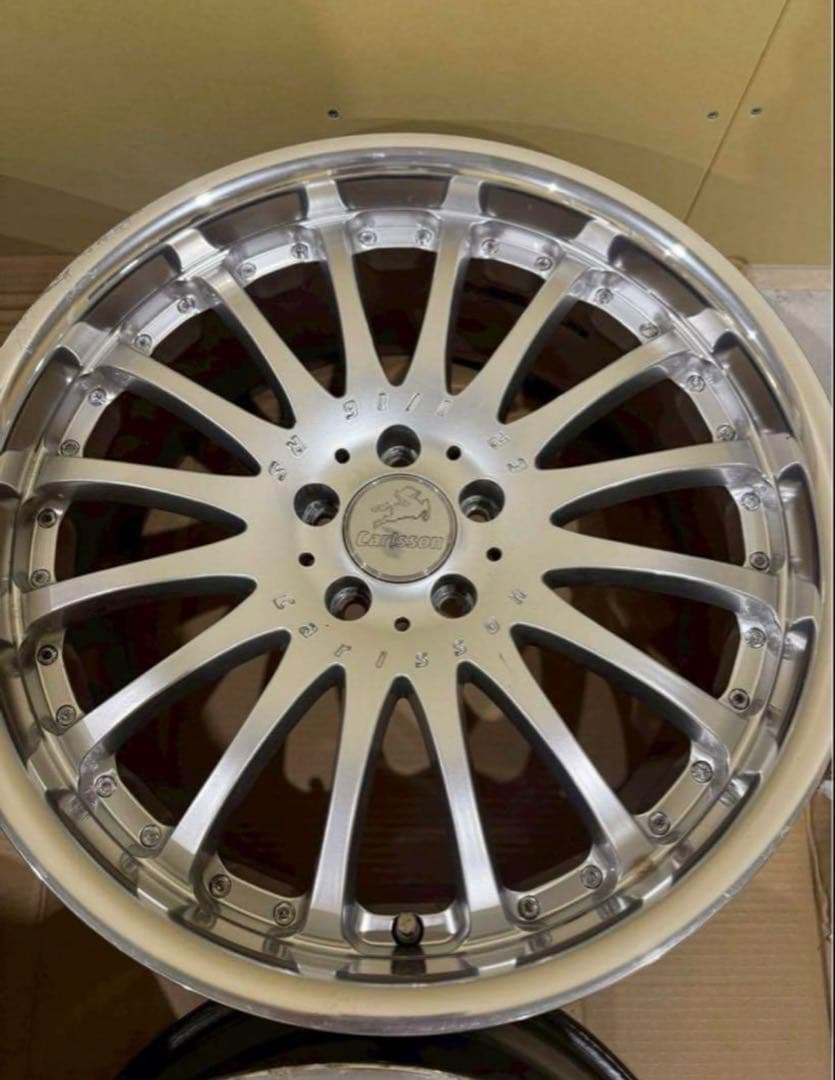 カールソン　1/16RS 20インチ