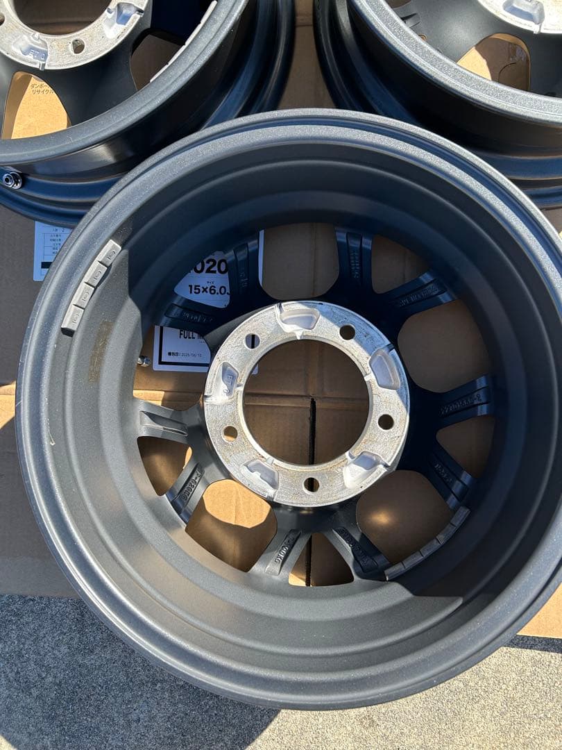 ジムニーシエラ　社外ホイール15インチ　引き取り限定　15×6J ガンメタ