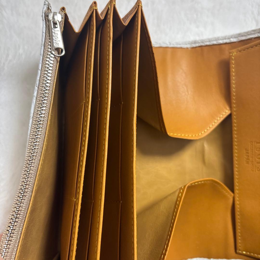 アイソラ　パイソン　限定マットホワイト　ギャルソン財布
