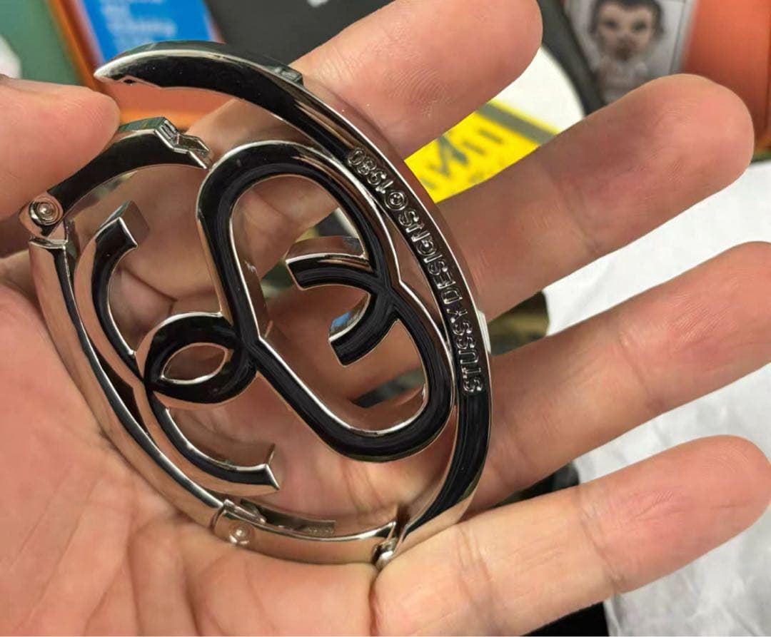 新品　Stussy SS LINK CARABINER Silver カラビナ