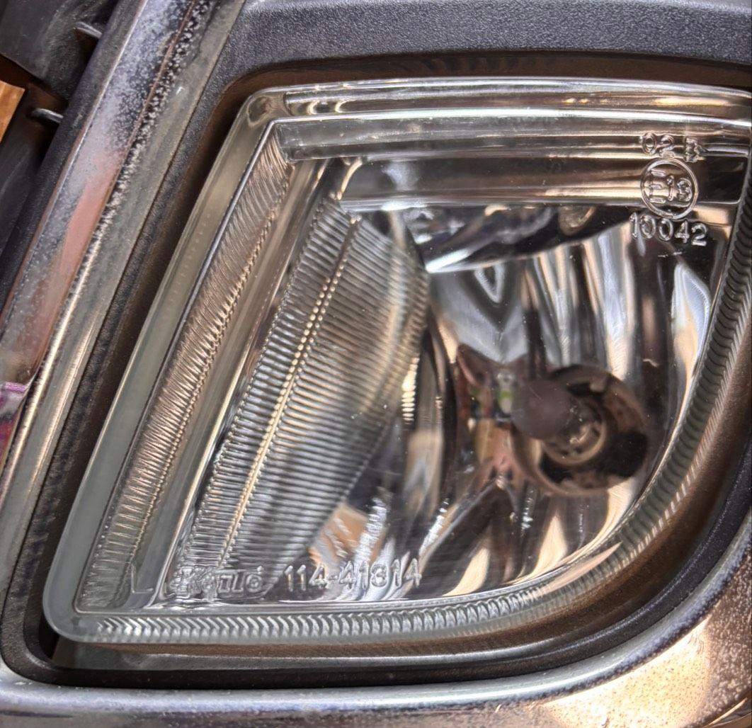 マツダ ビアンテ CCEFW 純正 左右フォグランプセット