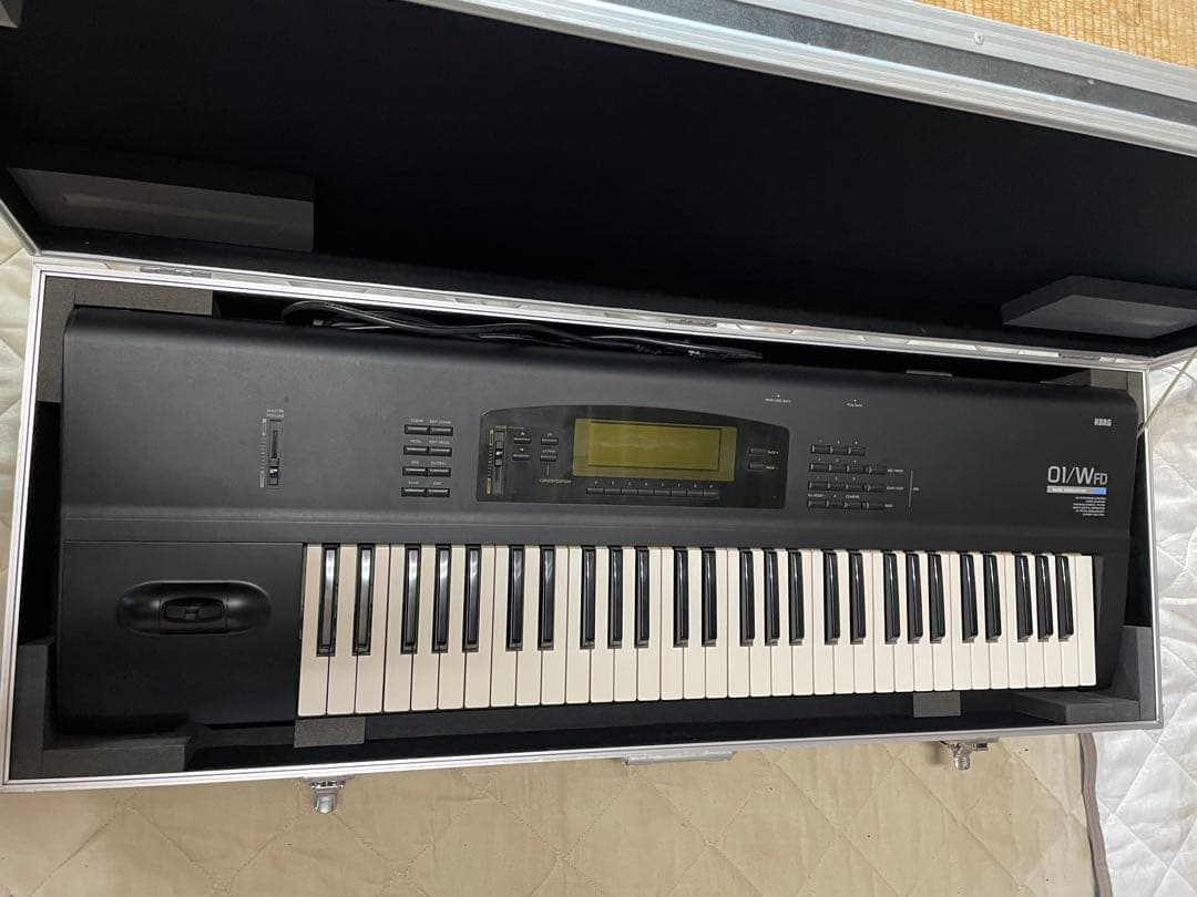 B*N様 KORG 01/W 音楽ワークステーション 61鍵