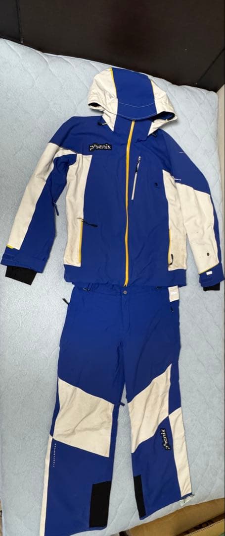 再値下　Phenix スキーウェア 2020-21年　デモモデル　上下Mセット