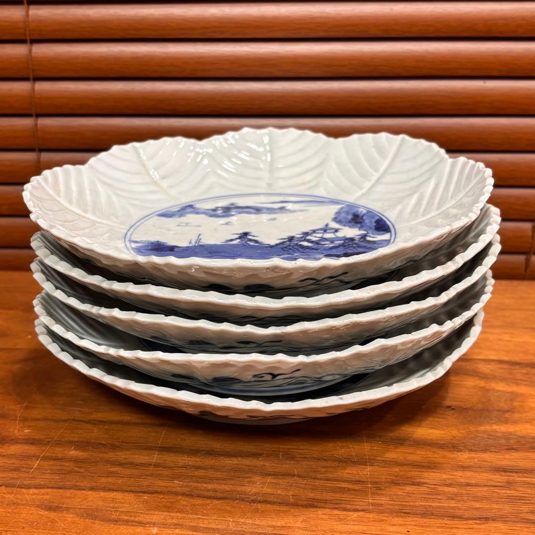 江戸時代　古伊万里　陰刻　染め付け皿　5枚