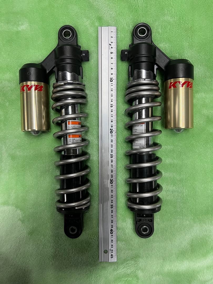 KYB カヤバ リアサスペンション ZRX1200ダエグ