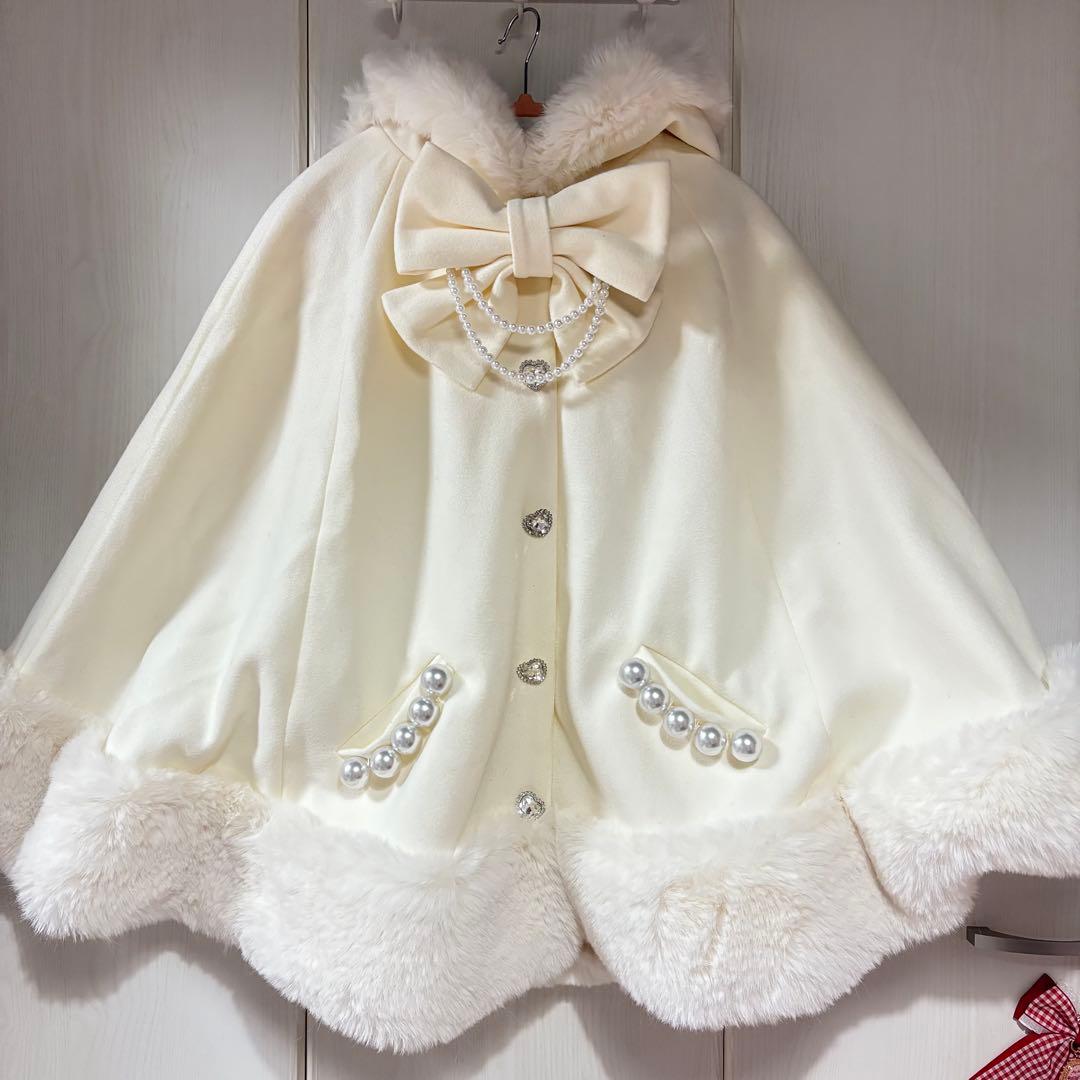 MARS♡リボン付きボリュームファーフードケープコート♡ホワイト