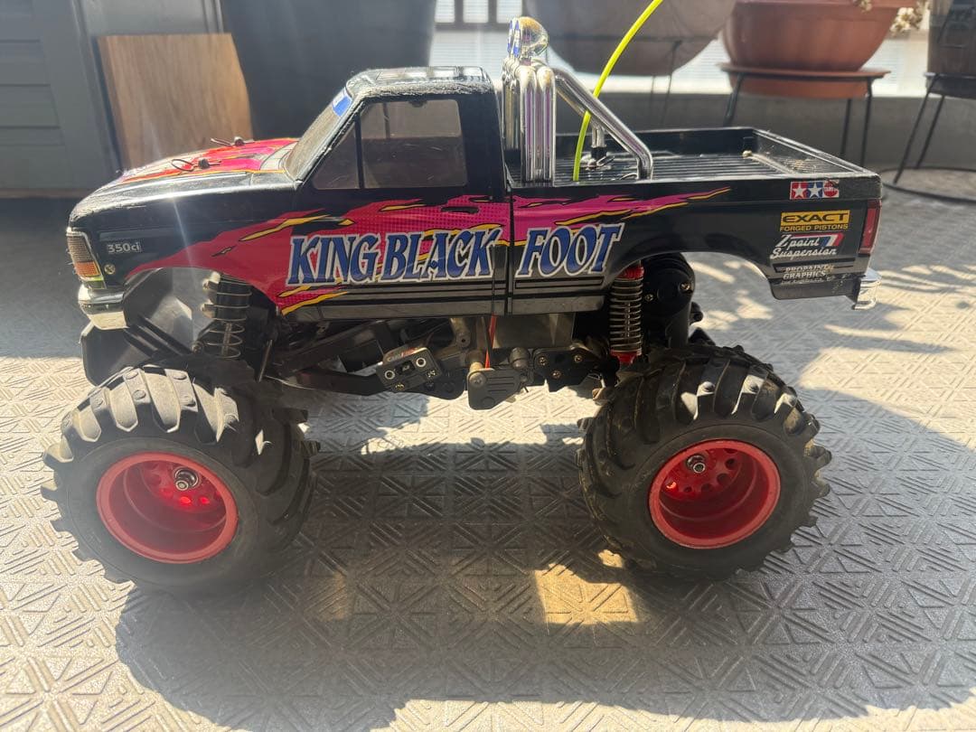 タミヤ　キングブラックフッド