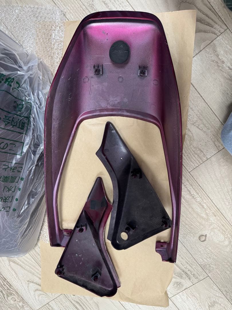 カワサキゼファー400 純正外装