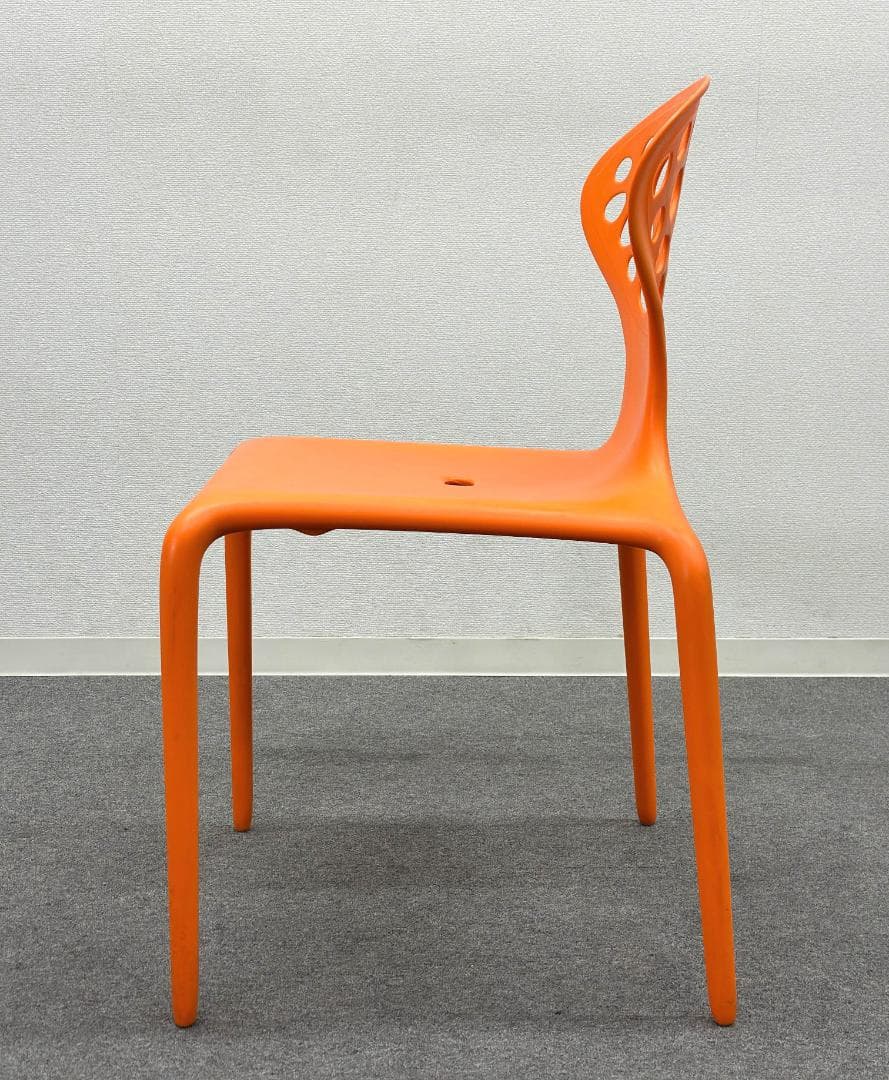 ■モローゾ■スーパーナチュラルチェア　ダイニング　オレンジ　屋外　スタッキング