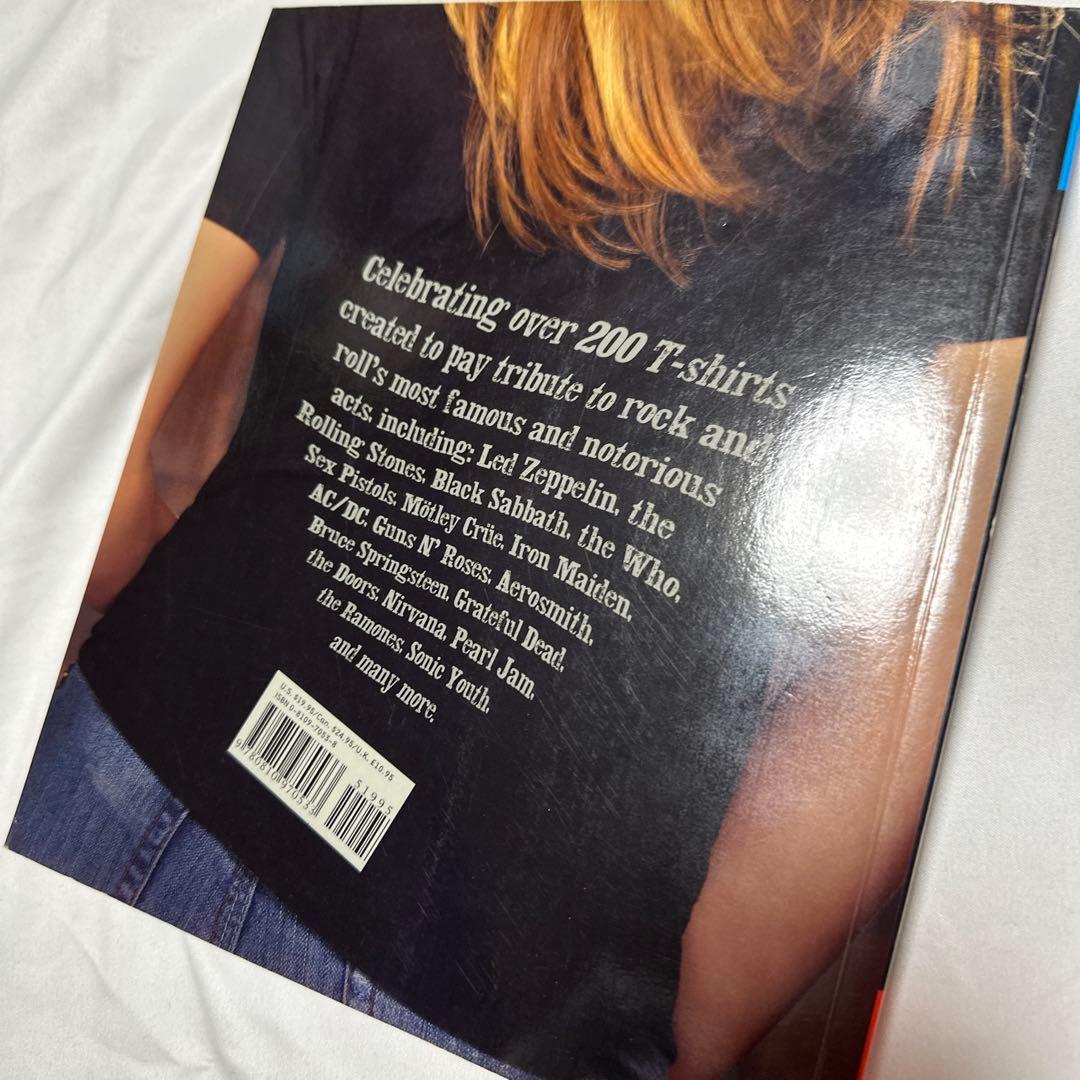 希少　洋書　70〜90'sロック Tシャツ写真集 本 服 エアロスミス