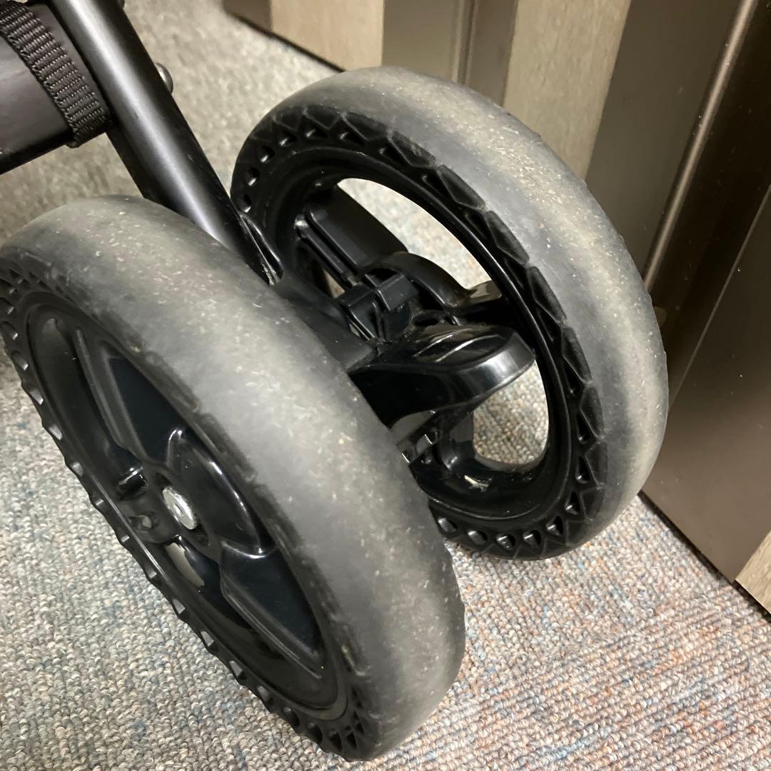 1 Combi コムペット ミリクランアルファ　ペットカート 30kg 多頭