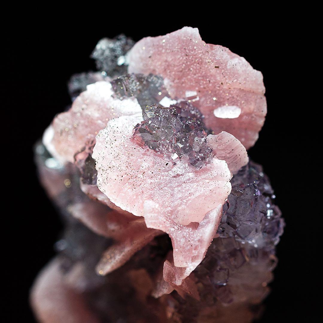 中国 ロードクロサイト フローライト 天然石 原石 鉱物標本 鉱石 蛍石 728