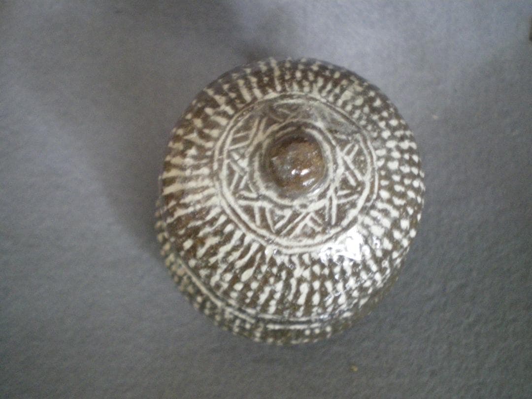 香合八代焼瓢象嵌