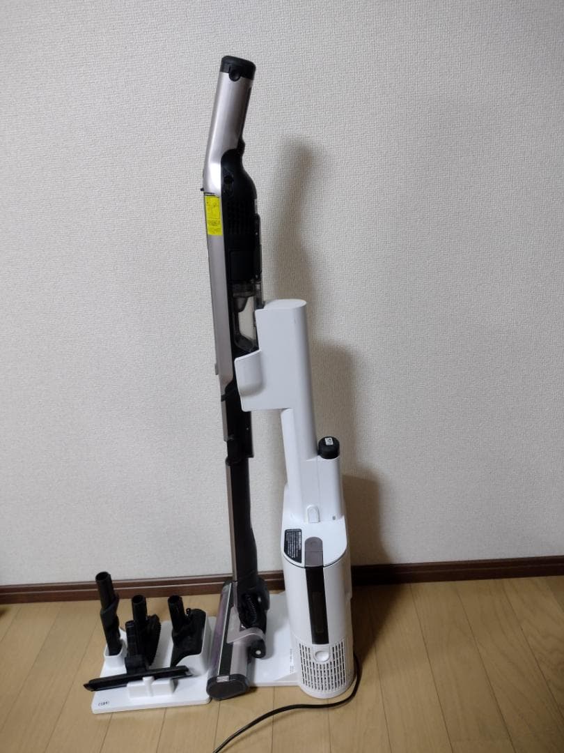 シャーク★コードレスクリーナー★CS851JMVAE★バッテリー新品と大差なし