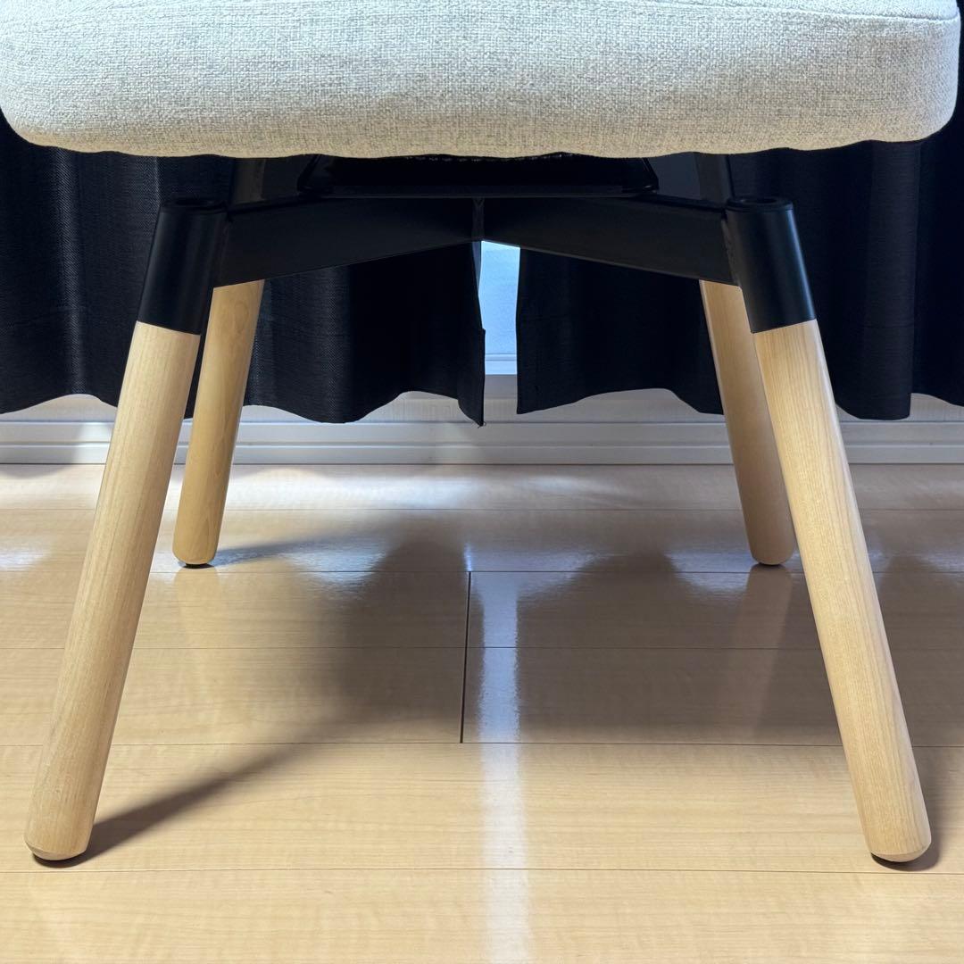 IKEA ヤンオロフ 2脚セット 回転ダイニングチェア ベージュ