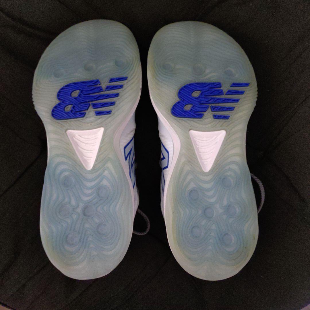 【27cm】New Balance バレーボールシューズ ※箱無し、グレーの紐付