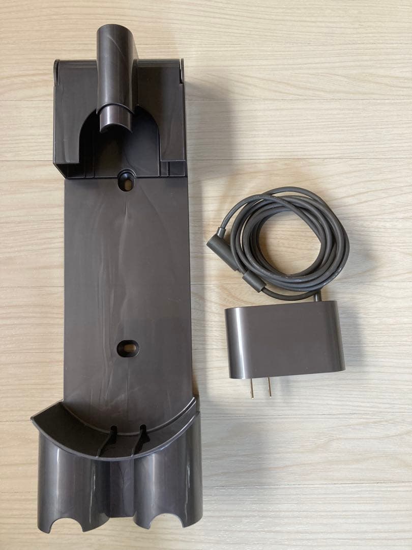 ダイソン掃除機　sv10k v8 slim 分解洗浄　メンテナンス品