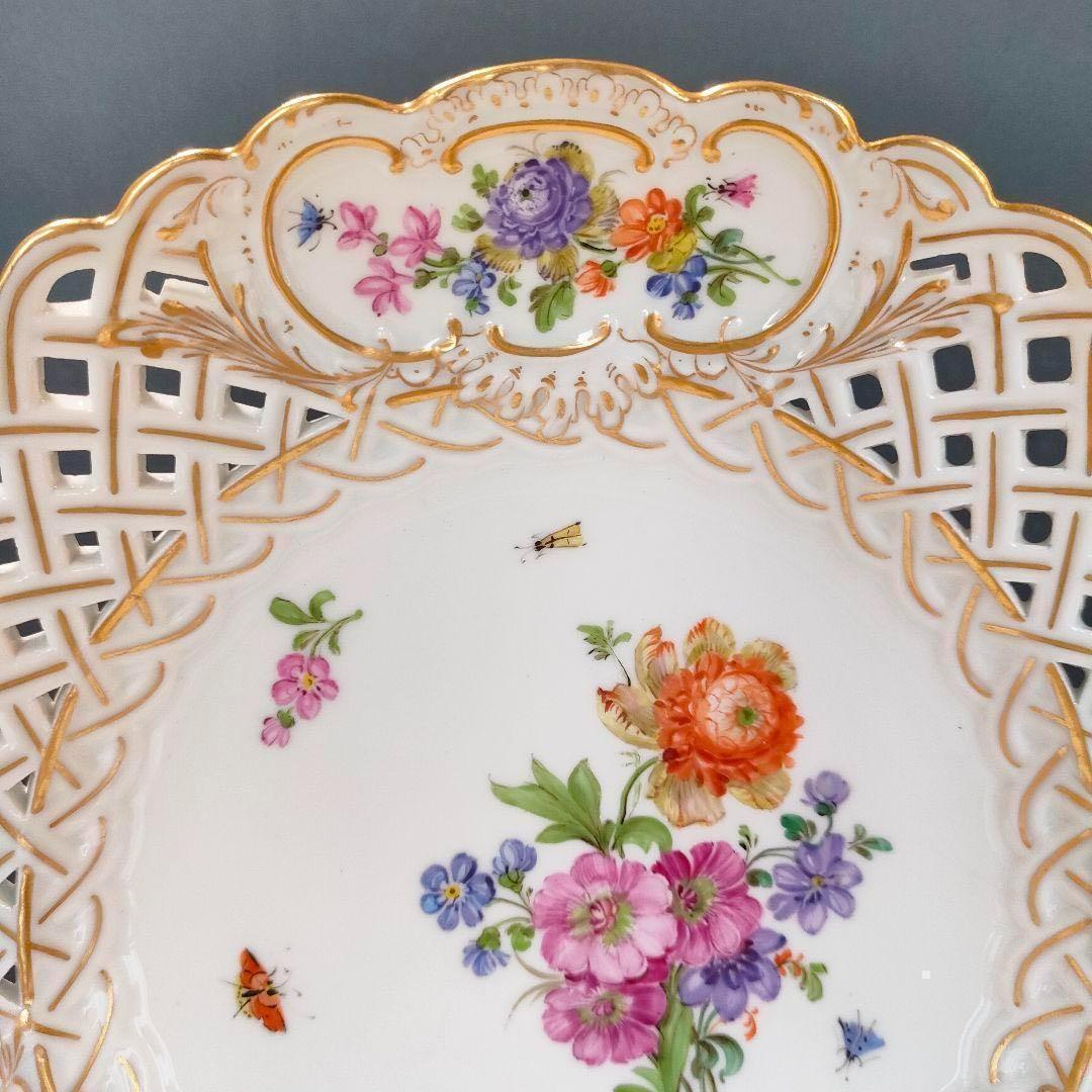 24㎝★マイセン 美品 透かしプレート ピンクローズ 昆虫 金彩 ピアスエッジ