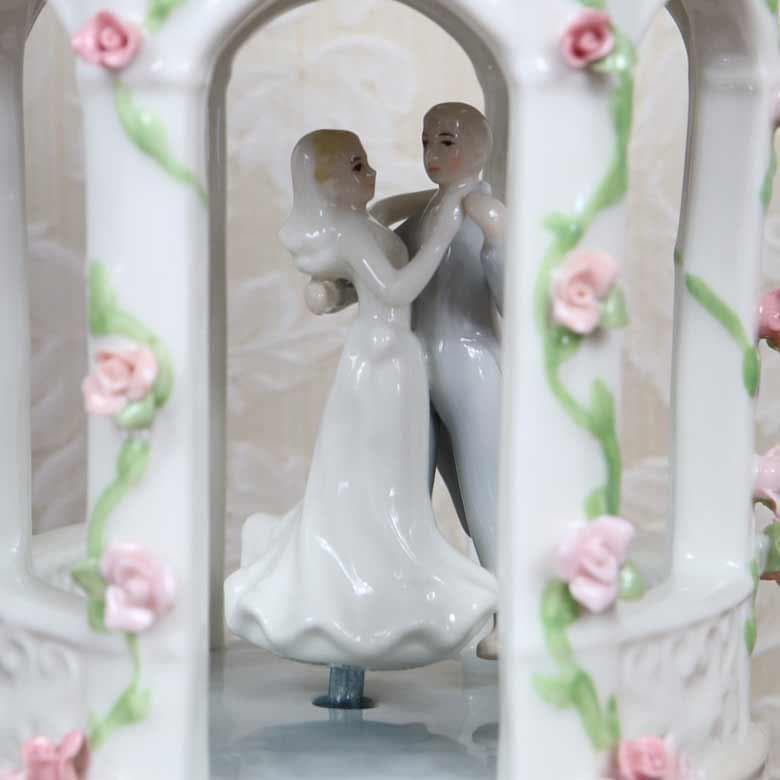 オルゴール ガゼボ 陶磁器 名曲 カーペンターズ 愛のプレリュード