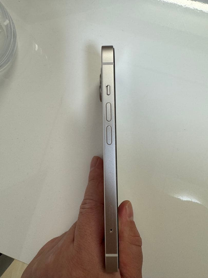 Apple iPhone 14ホワイト 本体