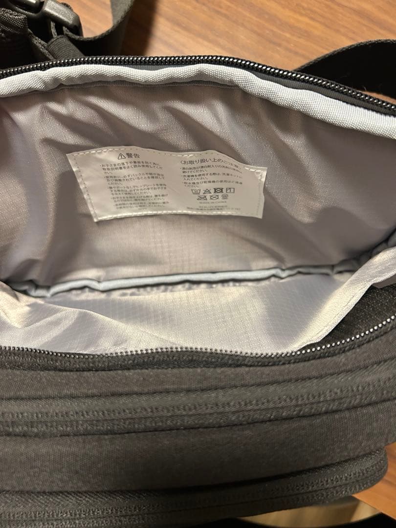 POMULU 2WAYヒップシートバッグ ブラック