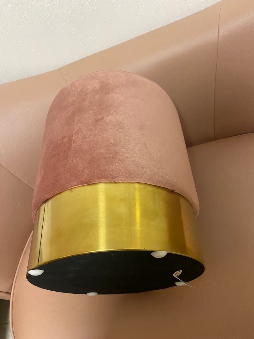 【KARE】ピンクベルベットスツール ゴールド脚