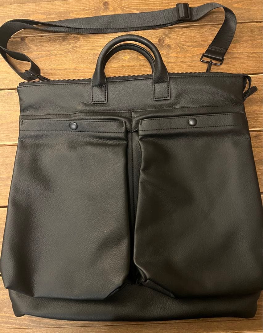 【UNITED ARROWS】レザーヘルメットバック