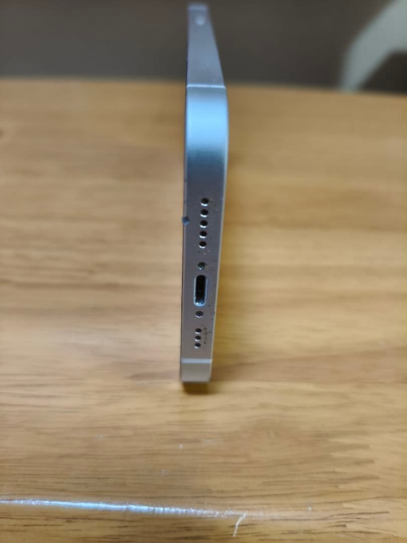 Apple iPhone 12 ホワイト 本体　128g シムフリー　初期化済み