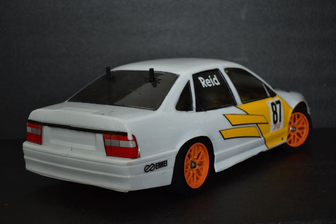 1/10 タミヤ TA-03F オペル ベクトラ JTCC メカ付き