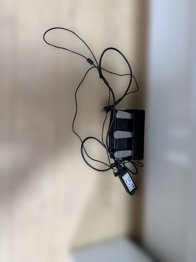 電子ピアノ　KORG LP-180