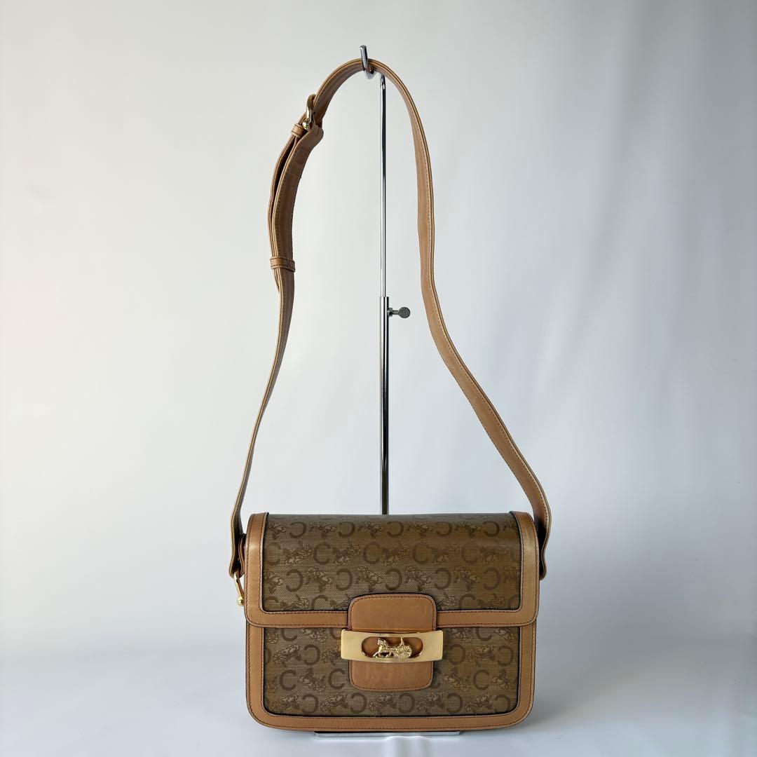 セリーヌ　Cマカダム ショルダーバッグ 馬車金具 ゴールド金具 ブラウン