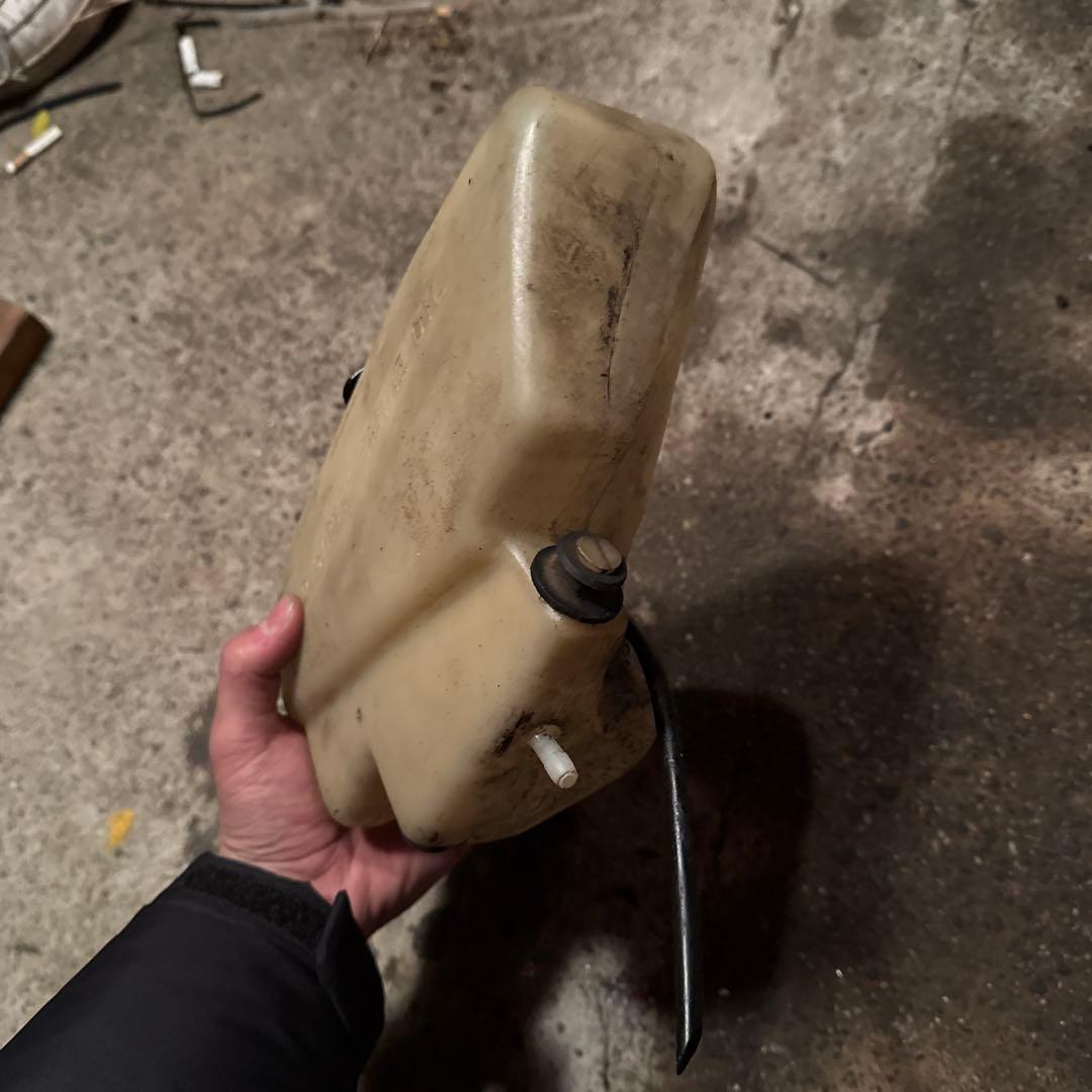 rz250 オイルタンク