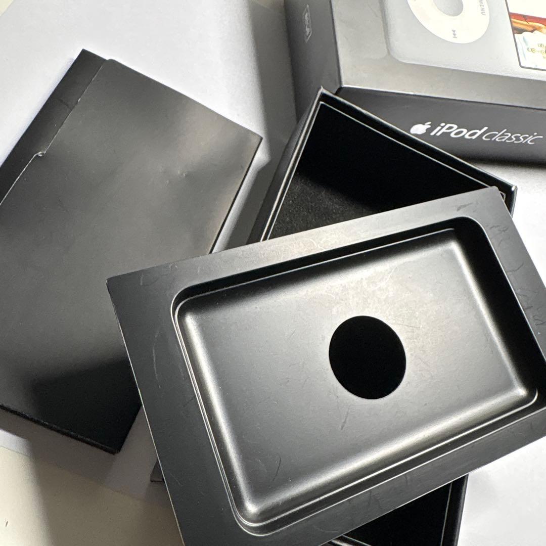 箱付き Apple iPod Classic 80GB シルバー