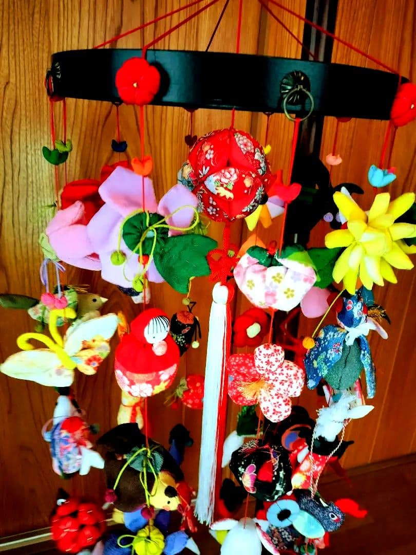 ちりめん細工　つるし飾り
