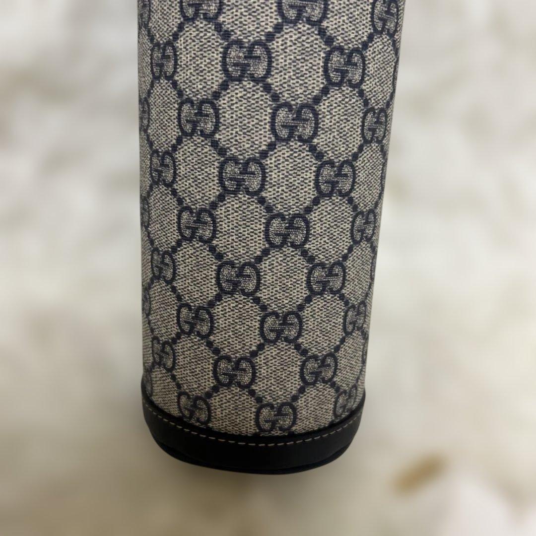 【未使用】GUCCI ボトルケース　ネイビー　GG 内部アルミ加工