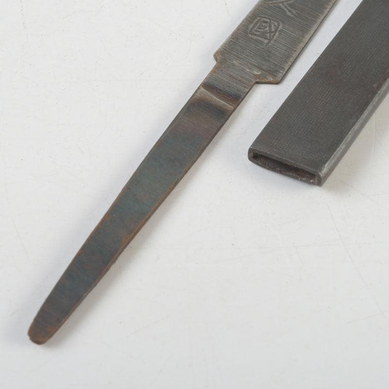 刀装具　古鉄　上野大掾久国　小柄　V　9553