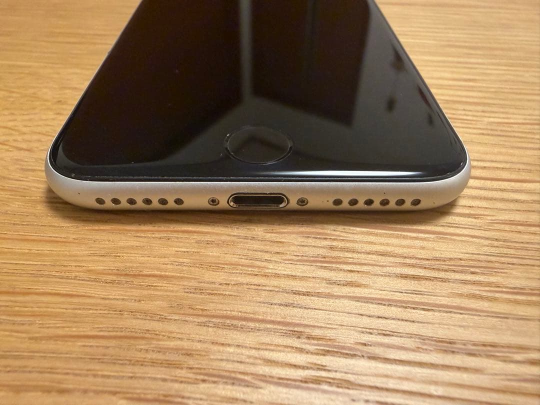 iPhone SE 第2世代 simフリー